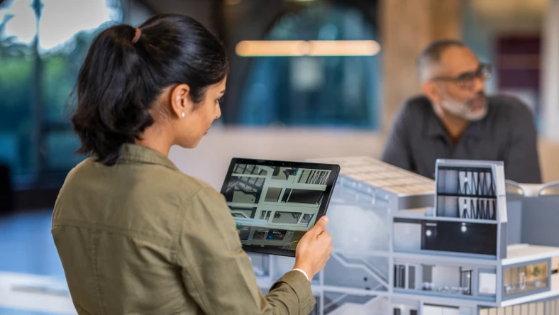 Employee looking at a digital twin