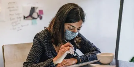 Connect with and hire a consultant Image