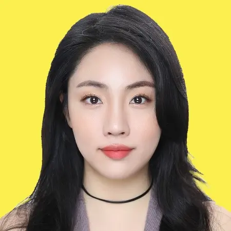 Sophia Lee