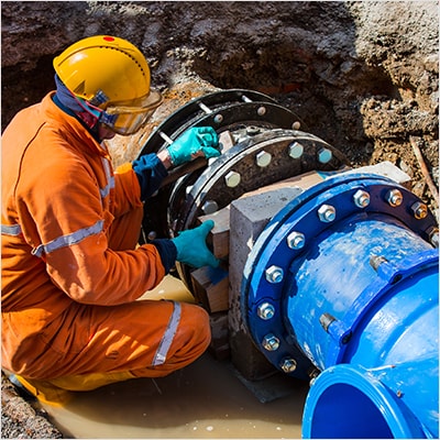 Operation project at the water pipe