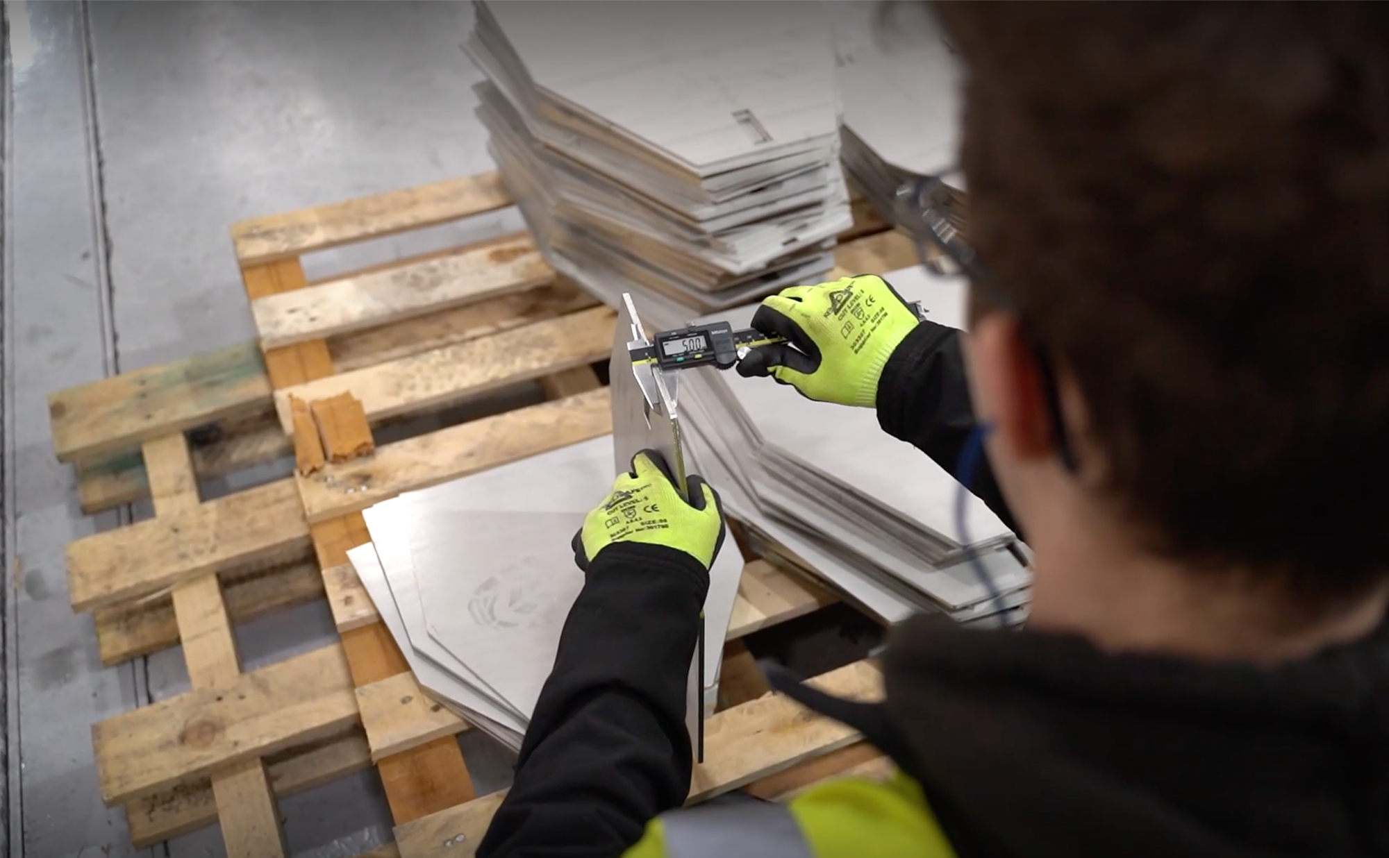 Shop floor with machinery on both sides