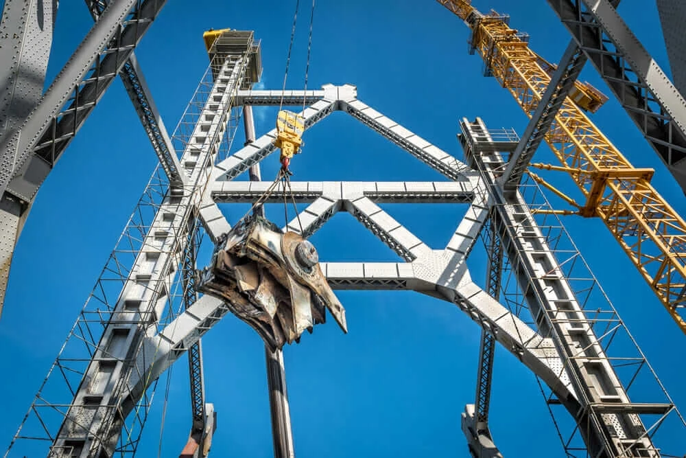 Disassembly of the Bay Bridge’s eastern span