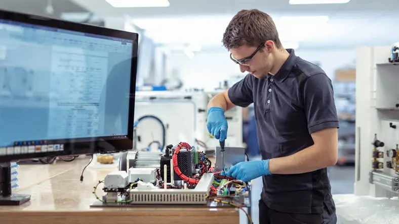 Engineer in medical electronics machinery manufacturing factory