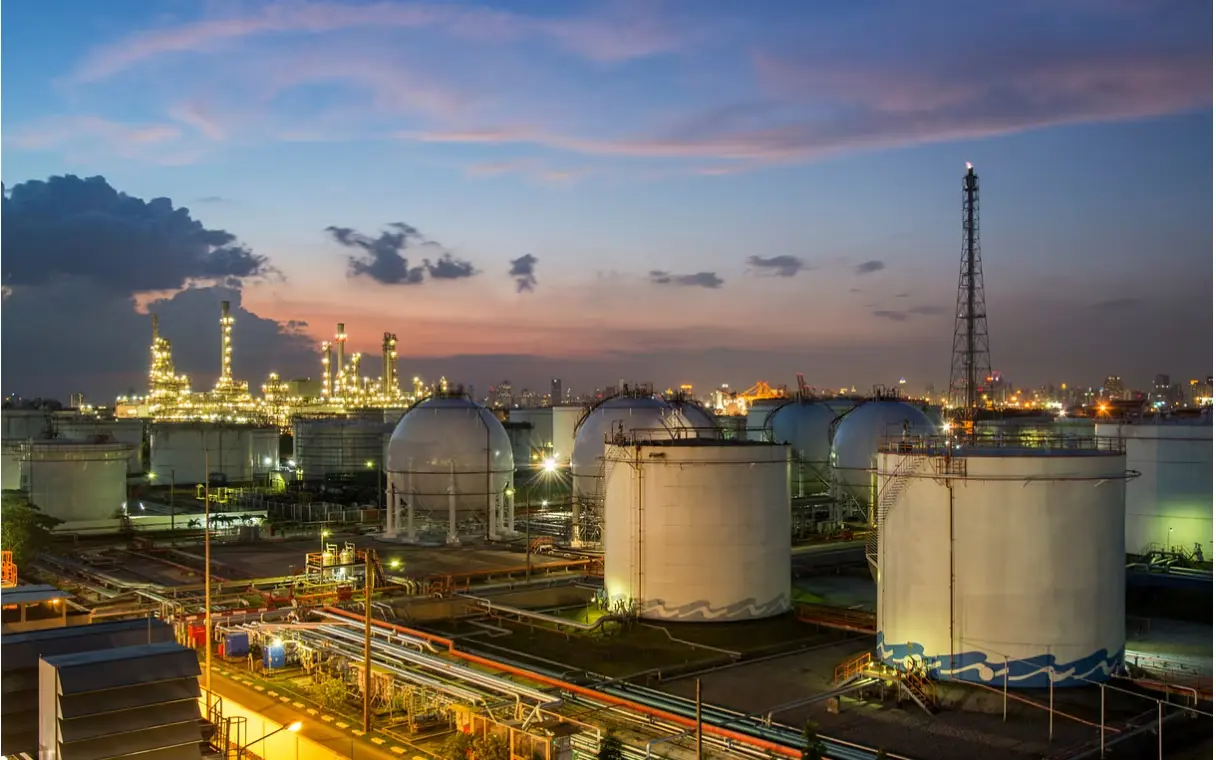Oil refinery