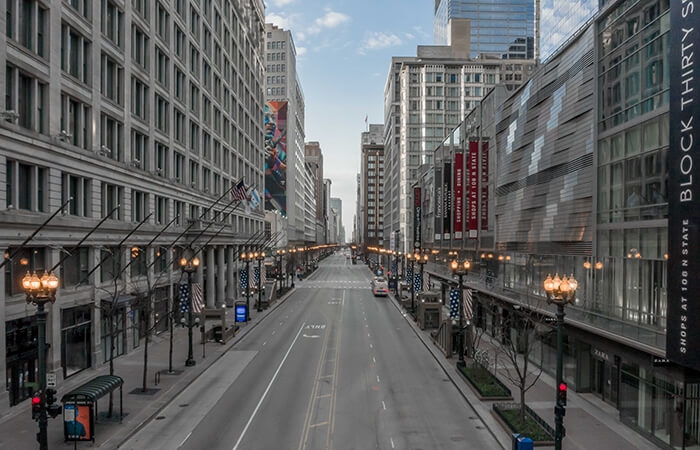 A view of the empty State Street in Chicago during the pandemic.