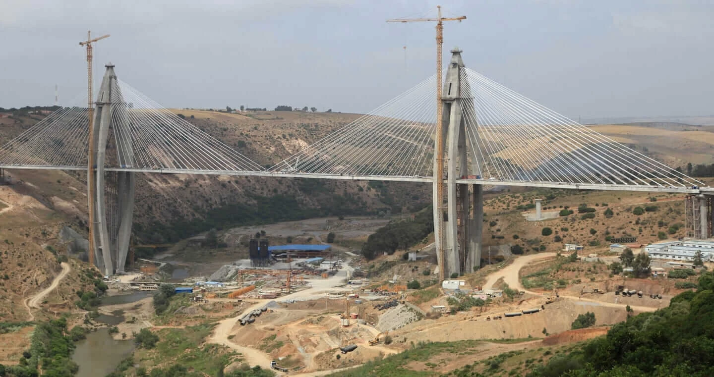 Bouregreg River cable-stayed bridge with construction cranes