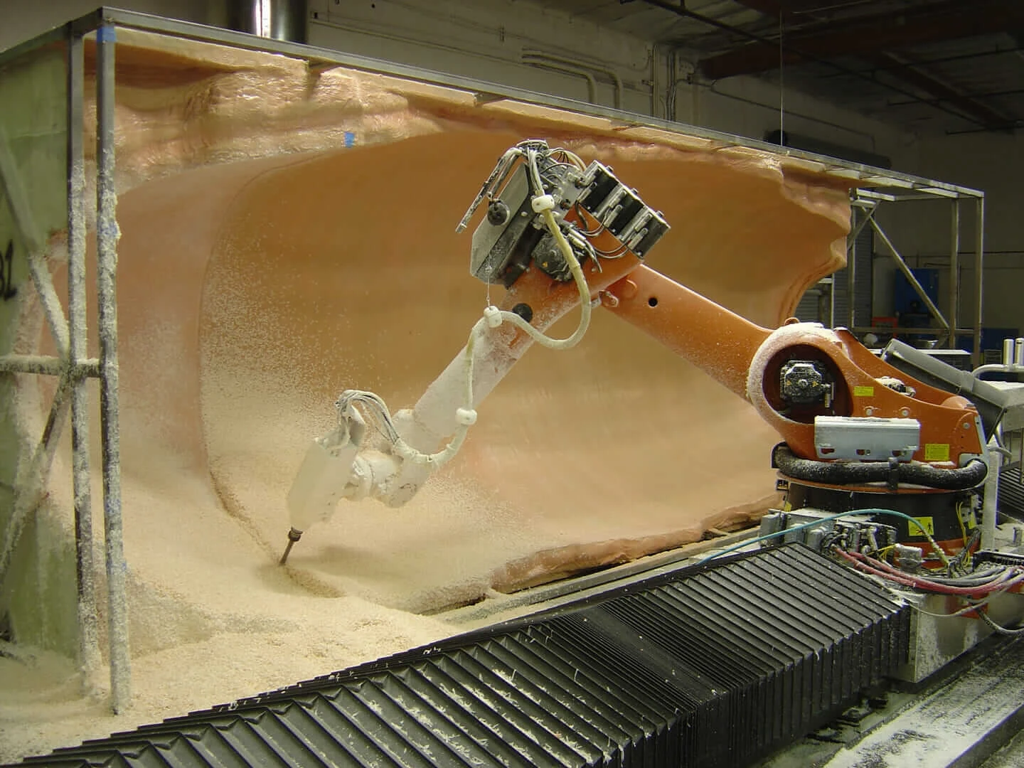 fabrication by a robotic arm