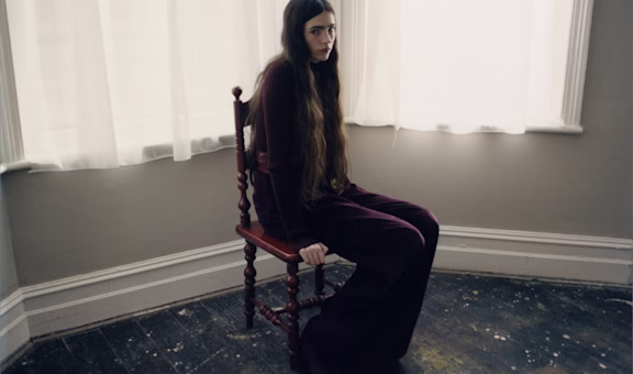 EDITORIALS - AW25 -IN FOCUS: MAX MARA - FEATURE - GRID - ROW2 - IMG 1 - IMG