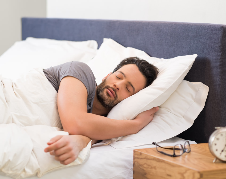 man-peacefully-sleeping-i-screen