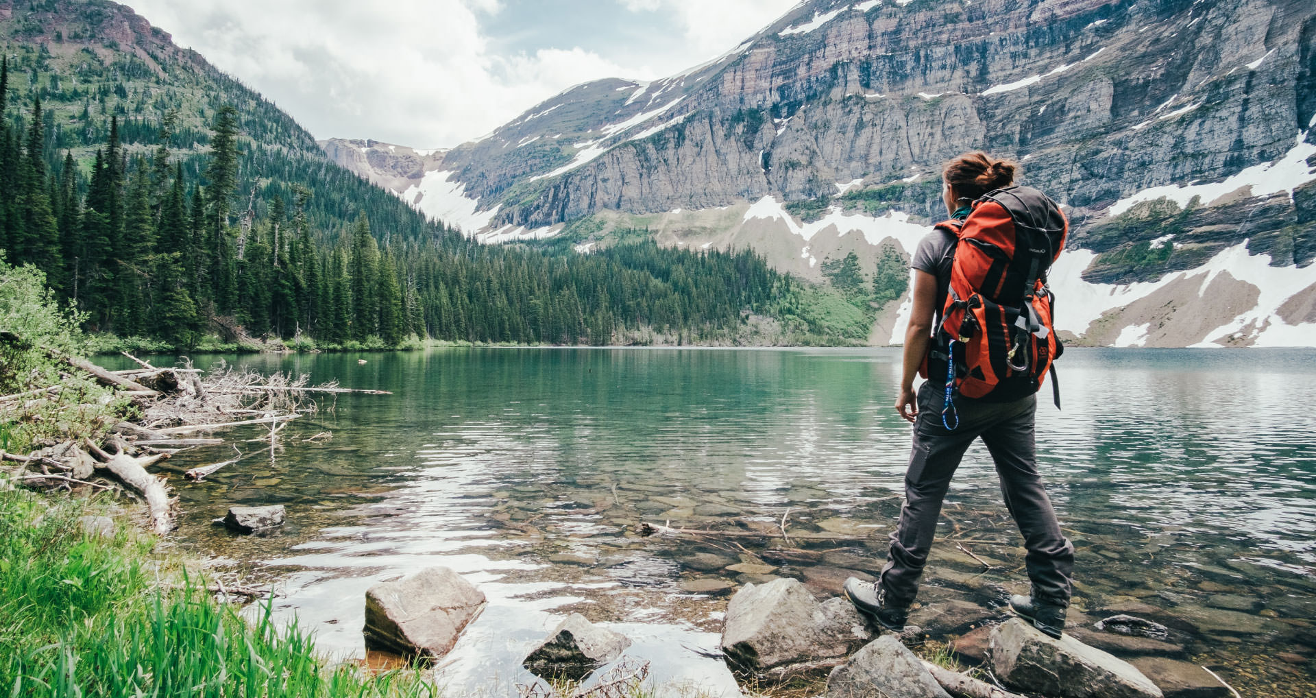 hiker-looking-at a-beautiful-view-i-screen