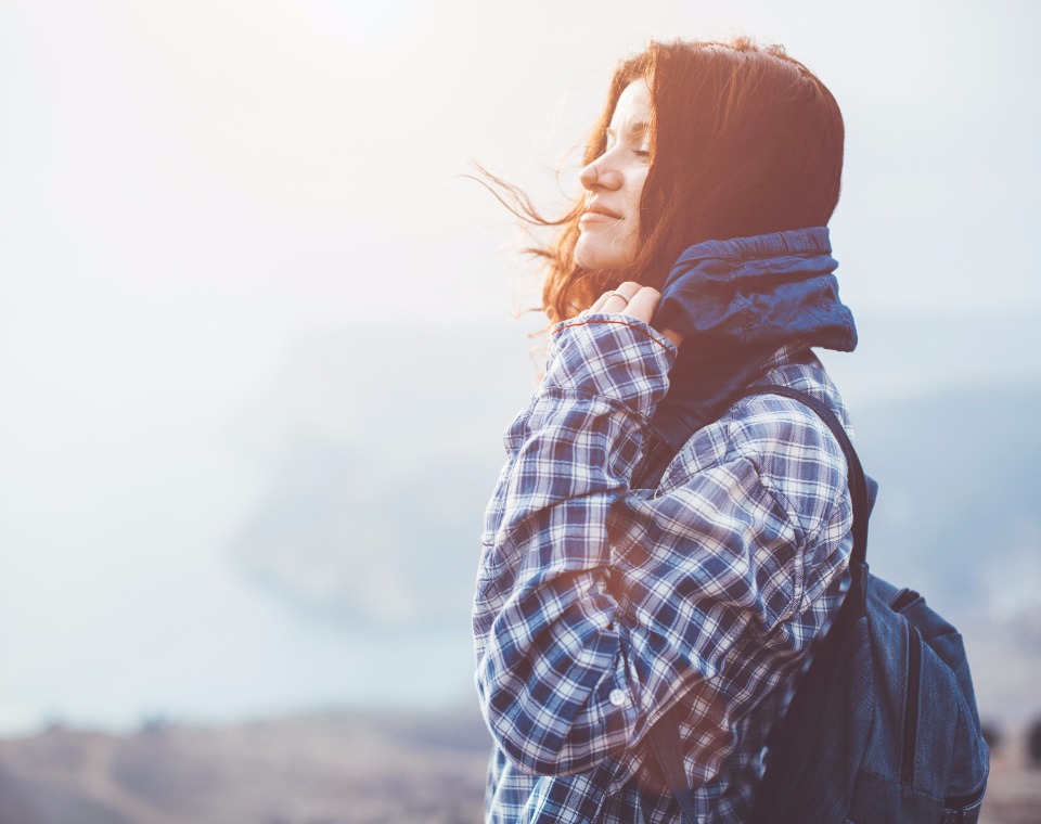 young-woman-in-scarf-in-sunlight-i-screen1 (1)