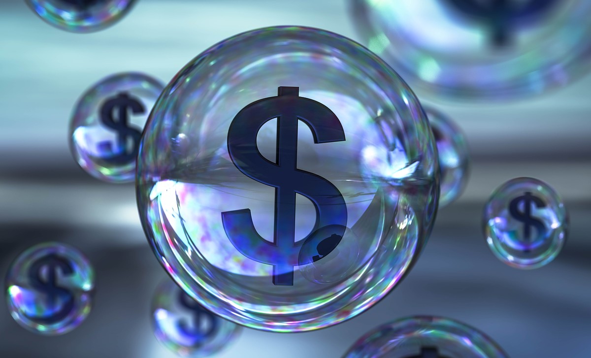 6 Stages of a Credit Bubble: From Mania to Meltdown