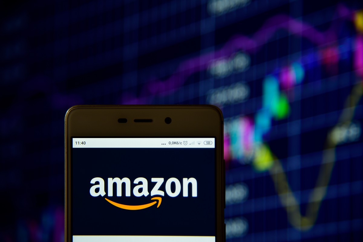 5 Ways to Play Amazon's Earnings (I Made My Bet)