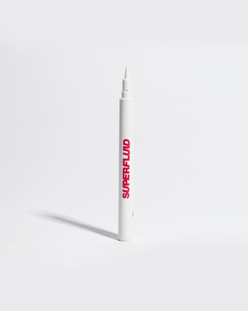 white eye liner