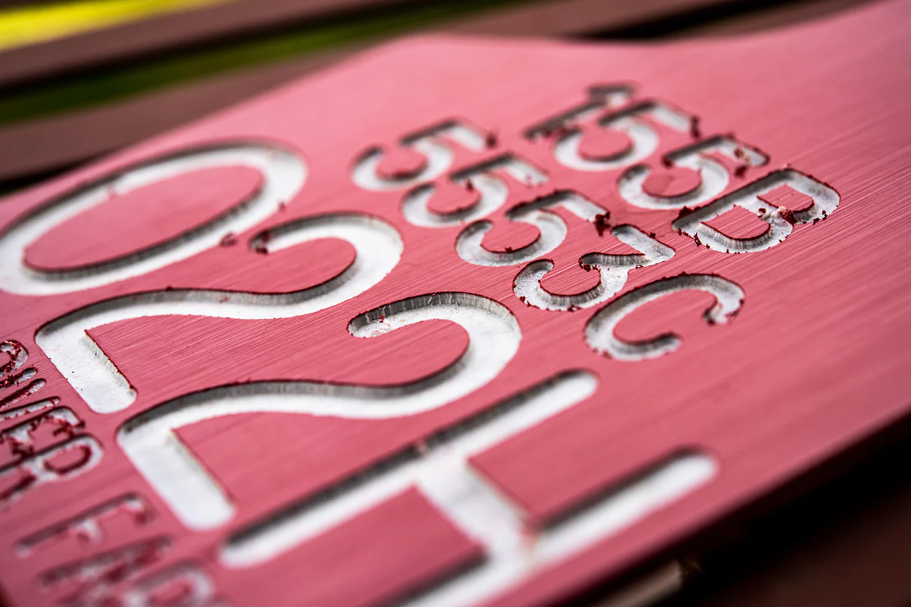 Ritchey Universal Dual Color Large Cow Tags - Engraving