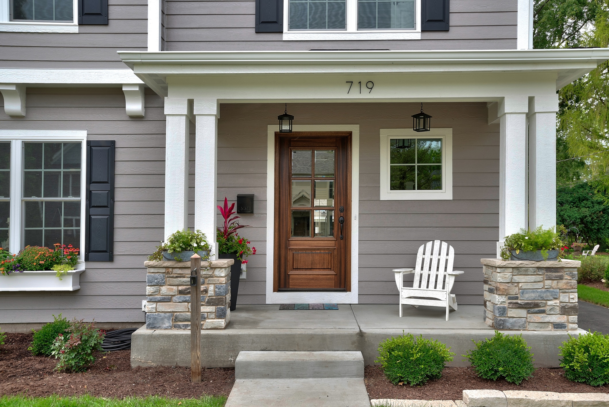 Curb Appeal That Converts: Exterior Design Trends to Watch