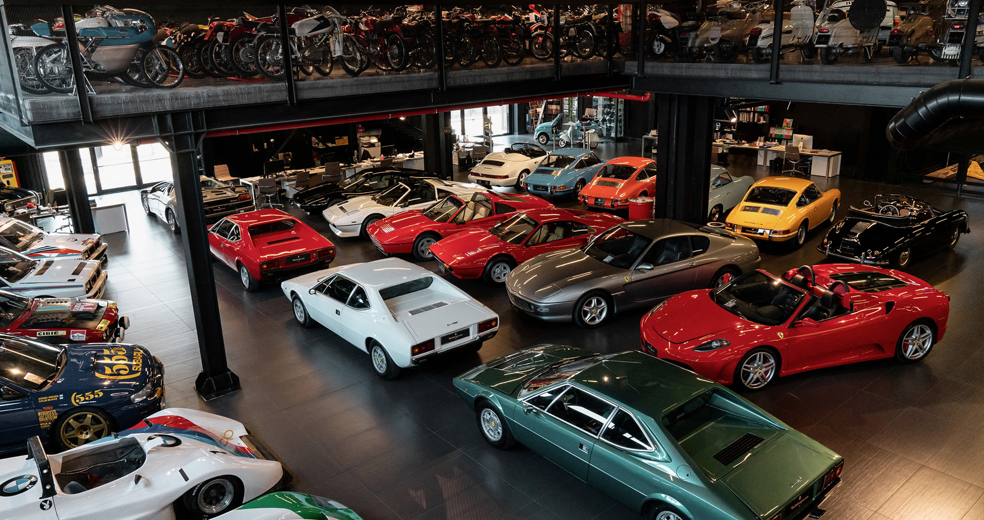 homepage-showroom-ferrari-tricolore-desktop