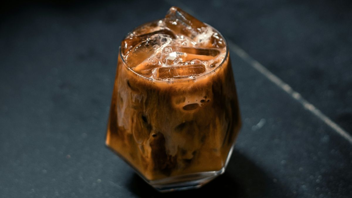 World Chocolate Day: 5 Chocolate Cocktail Pairings That Go Beyond The Expected_HeroImage_AltText