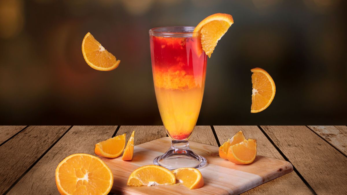 How To Make Cocktails At Home: Why Specific Gravity Matters In Layered Drinks_HeroImage_AltText