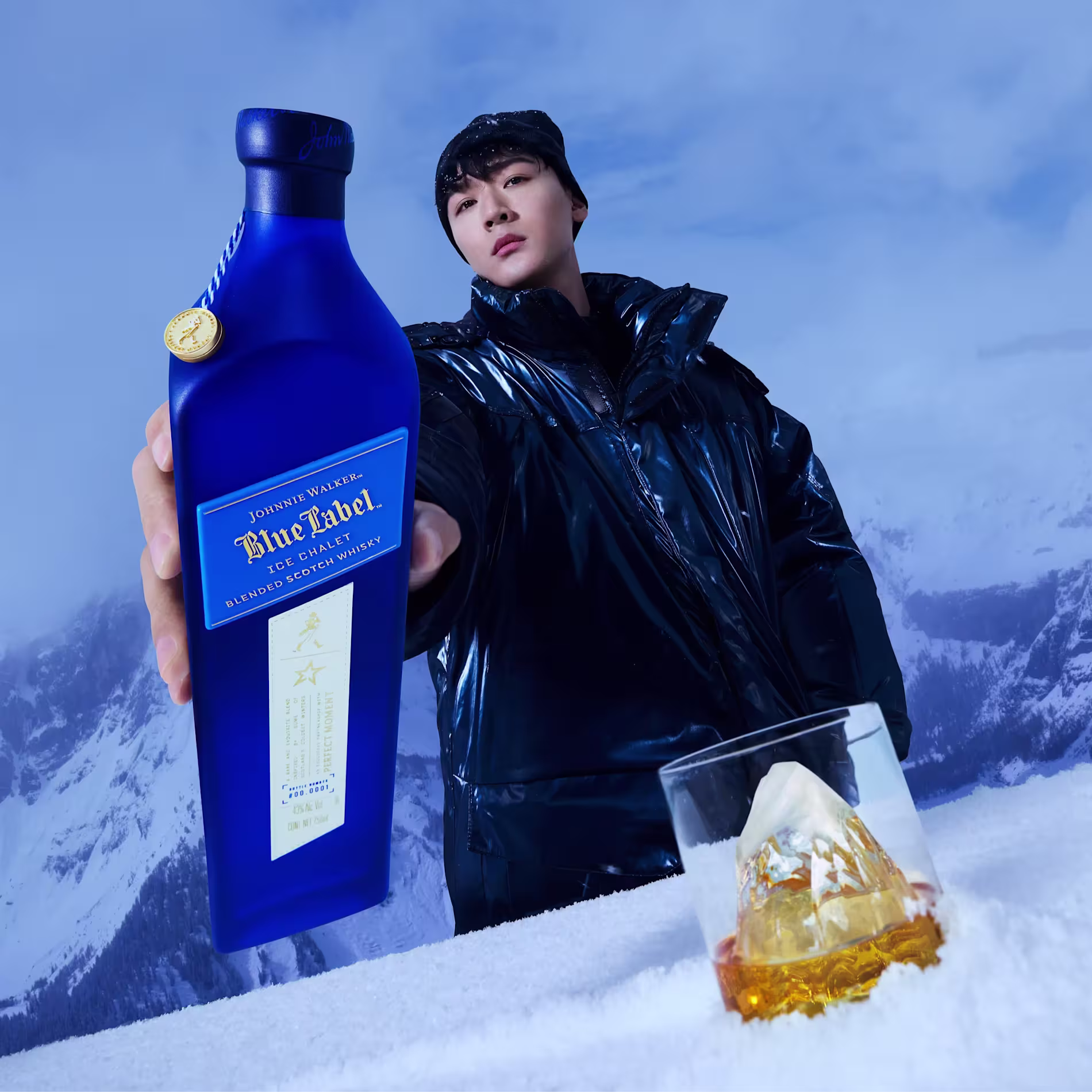 Johnnie Walker Blue Label Ice Chalet