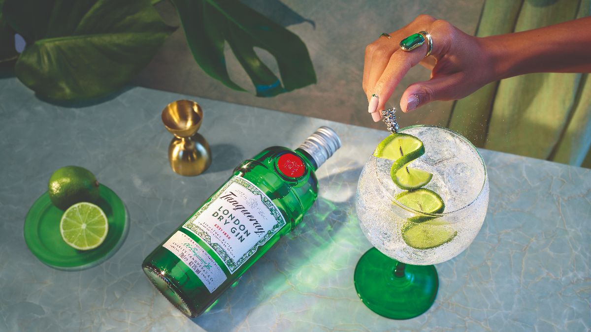 The Ultimate Summer Drink For World Gin Day: A Basil-Cucumber Gin & Tonic_HeroImage