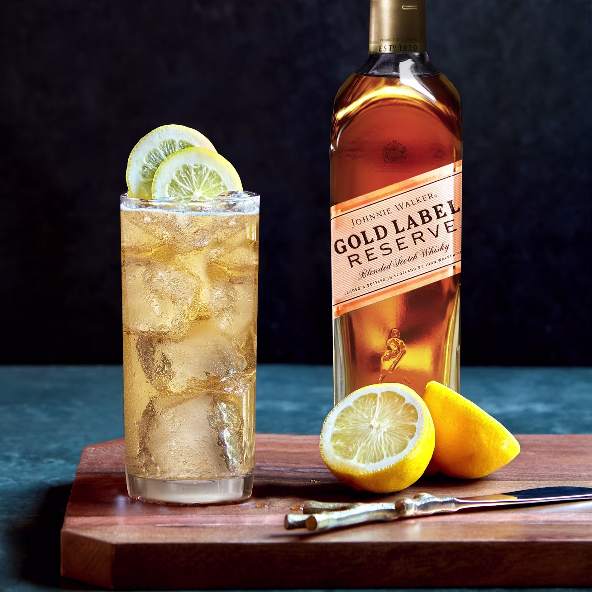 Whisky Johnnie Walker Gold Label Reserve Botella