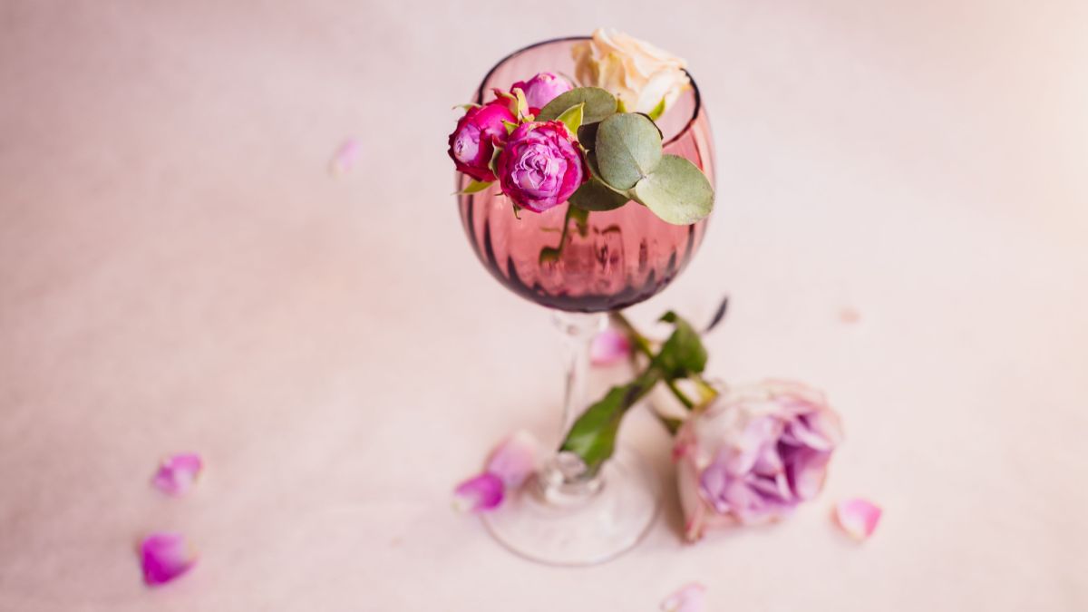 Creating A Rose Cocktail Bar At Home: Essentials And Setup Tips_HeroImage_AltText