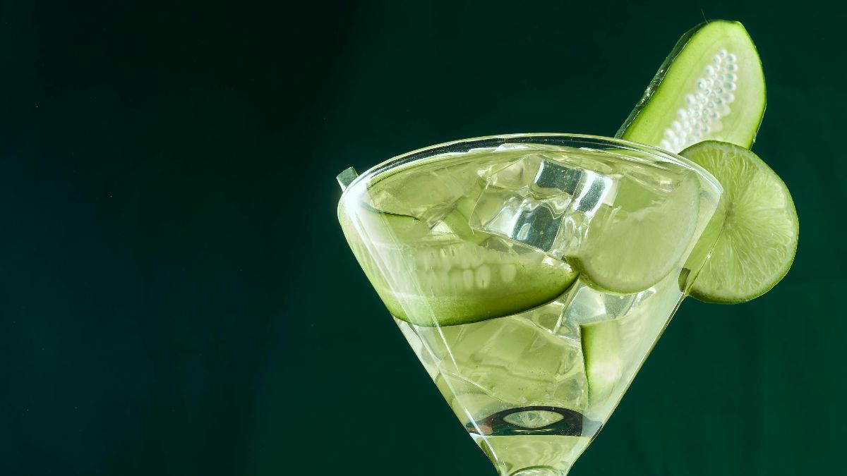 Summer Cocktail Recipes: 7 Staples Worth Returning To This Year_HeroImage_AltText