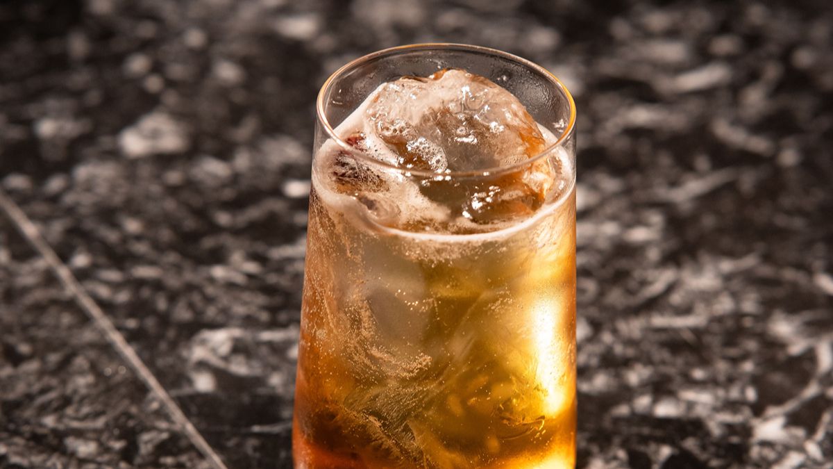 Ginger Beer Vs Ginger Ale: What's the Difference And Which One Should You Choose?_HeroImage_AltText
