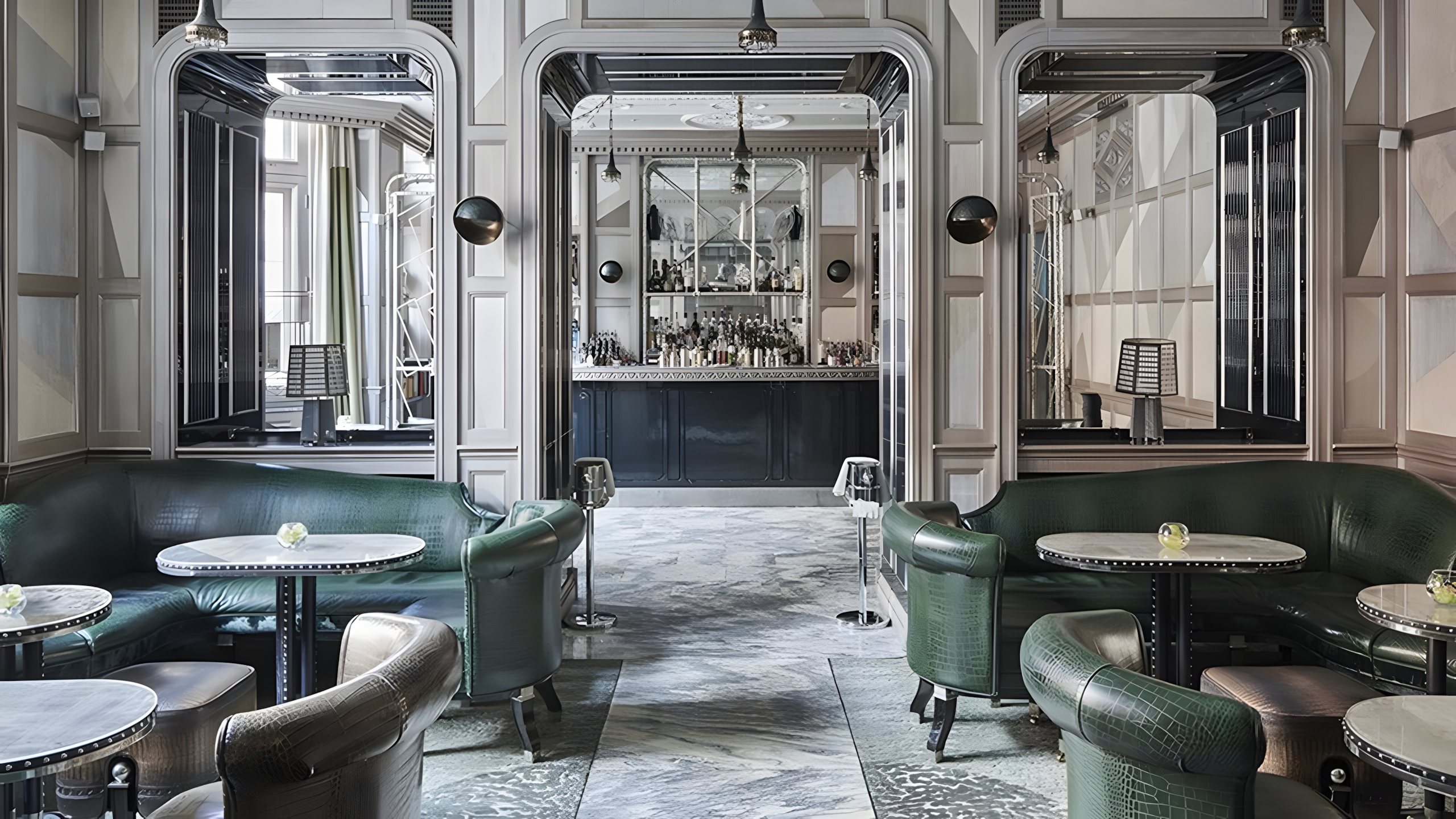 xTop 10 Europe's 50 Best Bars - media right 4