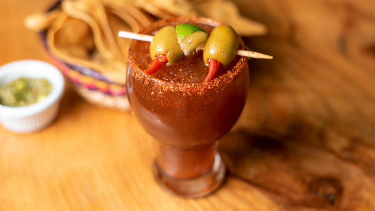 Umami Cocktails Are Rewriting Bar Menus In 2026_HeroImage_AltText