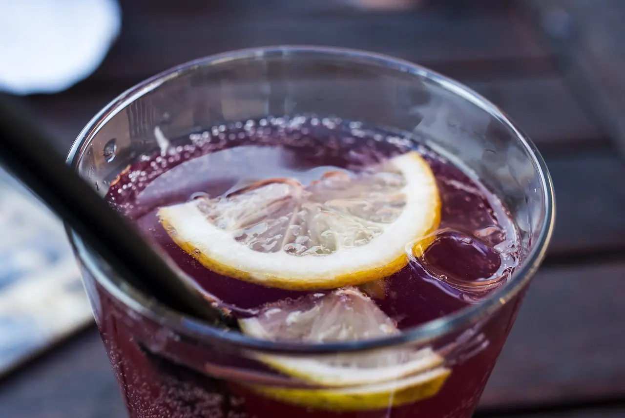 Here’s A Guide To The Best Goth-Inspired Cocktails - Image 2