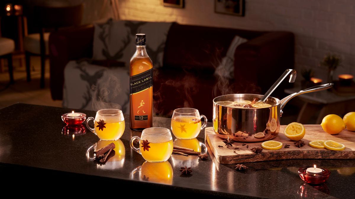 Hot Toddy Cocktail With Rum, Whisky Or Gin? Choosing The Right Spirit For Monsoon_HeroImage_AltText