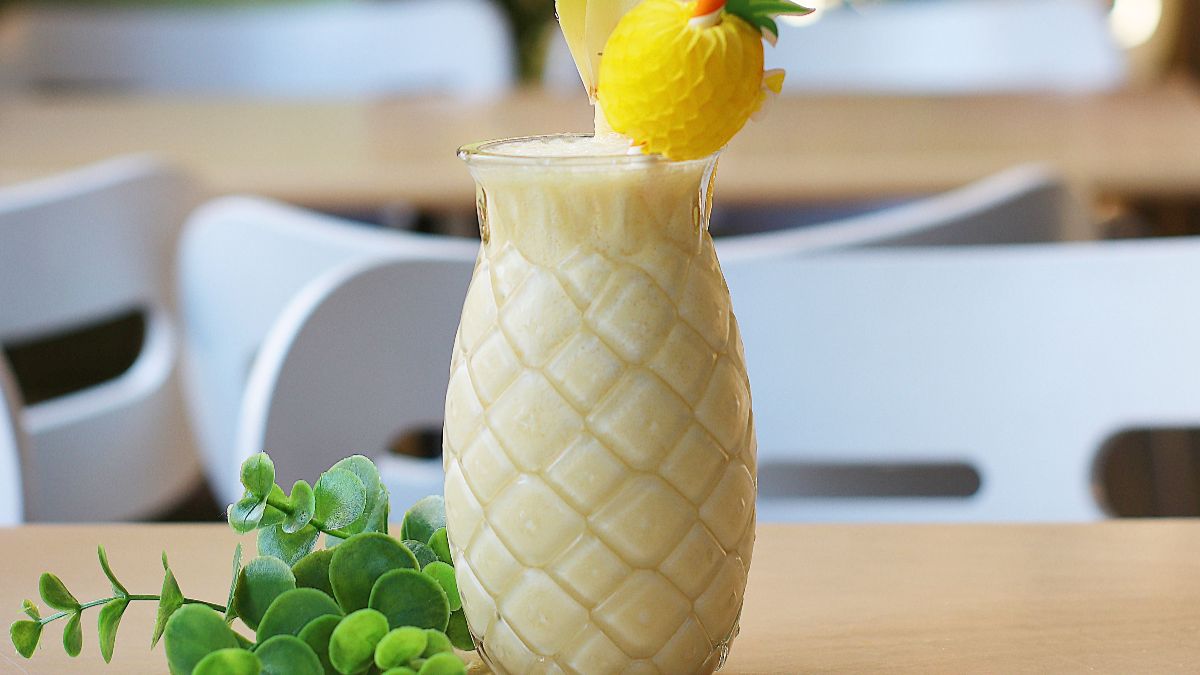 Piña Colada Day: What's A Fat-Washed Piña Colada Cocktail And How To Make It?_HeroImage_AltText