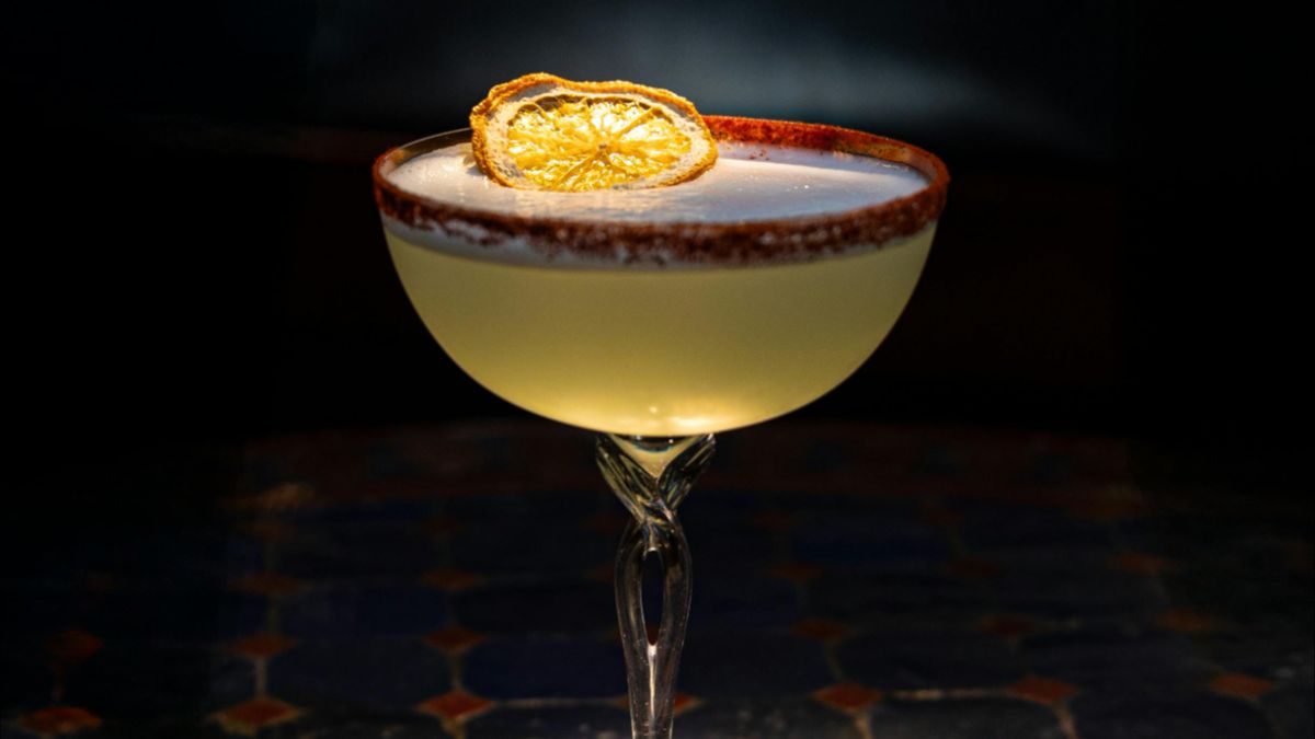 QuickCocktailRecipes_HeroImage_AltText
