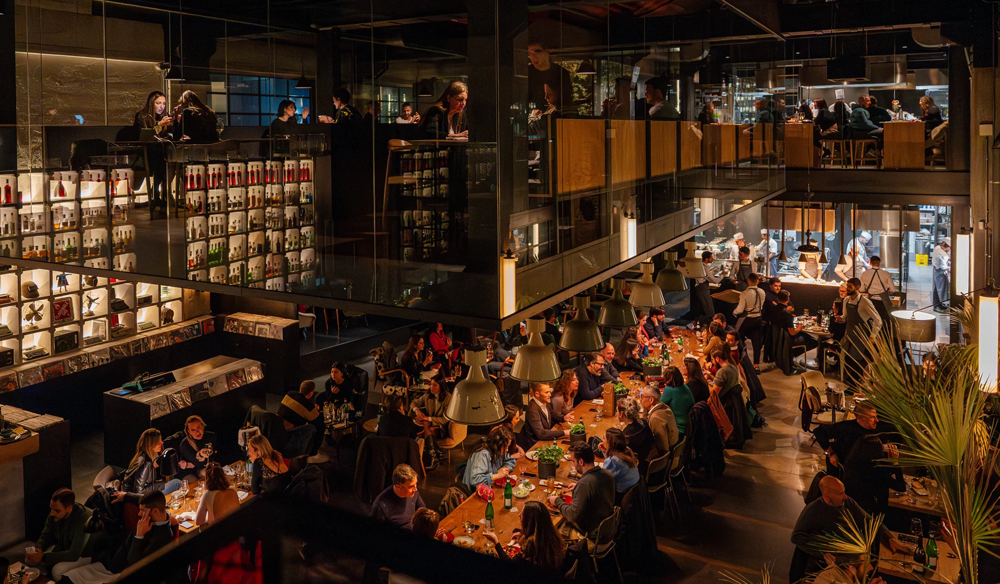 Top 10 Europe's 50 Best Bars - media left 3 - image