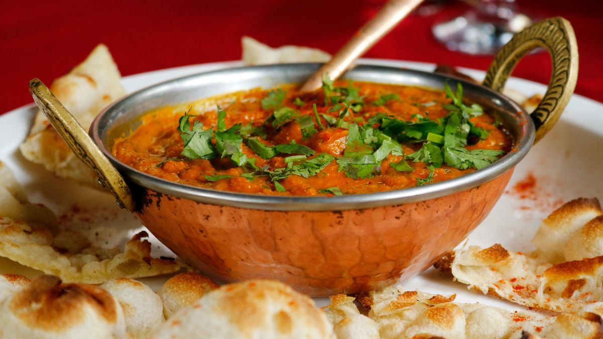 5 Summer Cocktails And Mocktails That Pair Surprisingly Well With Spicy Indian Foods_HeroImage_AltText