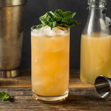 Nui Nui Cocktail _HeroImage_AltText