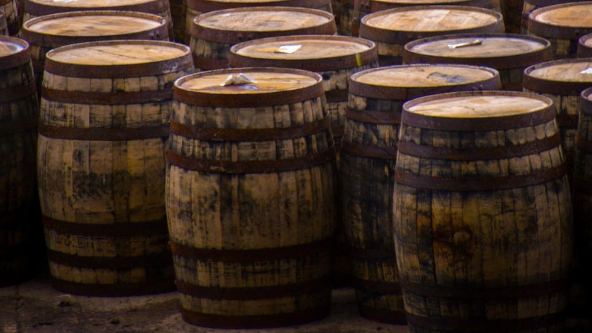 Want To Know How Whisky Is Made, Exactly? Here’s A Breakdown Of The Process_HeroImage_AltText