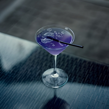 Purple Martini Cocktail Recipe_HeroImage_AltText