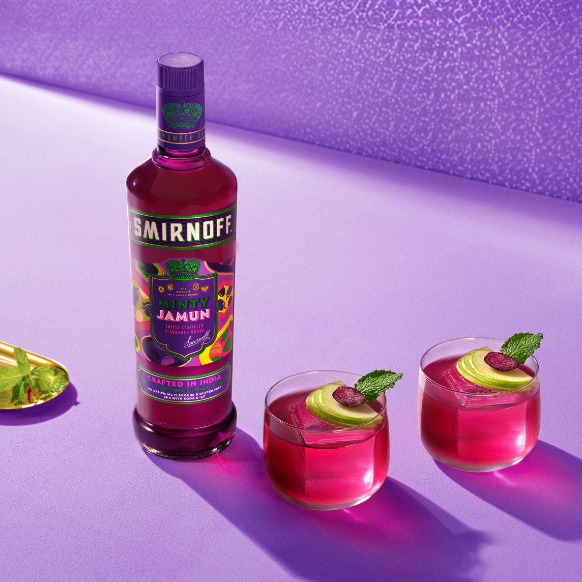Smirnoff Deep Purple Cocktail_HeroImage_AltText