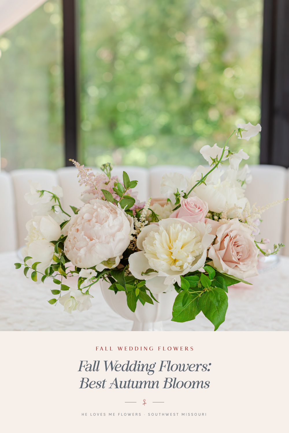 Fall wedding flowers guide with a white and blush flower arrangement