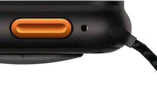 Apple Watch Ultra 3, noir, boîtier en titane, capteur convexe au dos, côté gauche, bouton Action, sirène