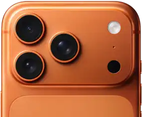 iPhone 17 Pro, orange cosmique, face arrière partiellement visible, système caméra Pro dans le coin supérieur gauche, 3 objectifs, microphone, flash