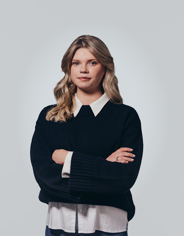 Emelie_bio_headshot