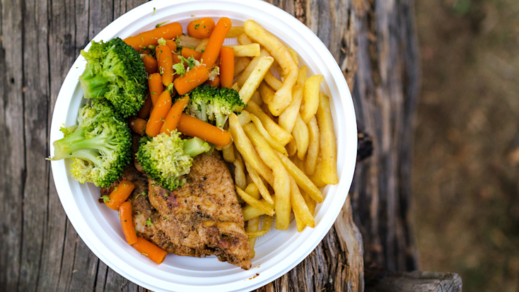 pexels-lukas-1309593