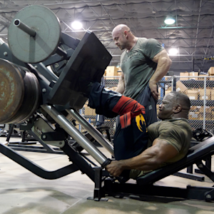 Raw Leg Training With Johnnie Jackson And Branch Warren
