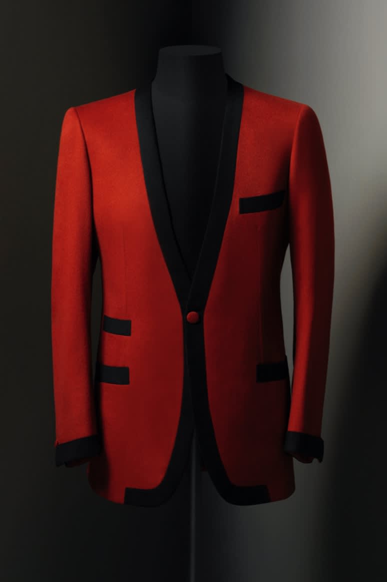 A Brioni dinner jacket in red and black wool, 1960s