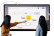 2 personnes qui travaillent ensemble sur un écran interactif où est affiché un tableau Miro