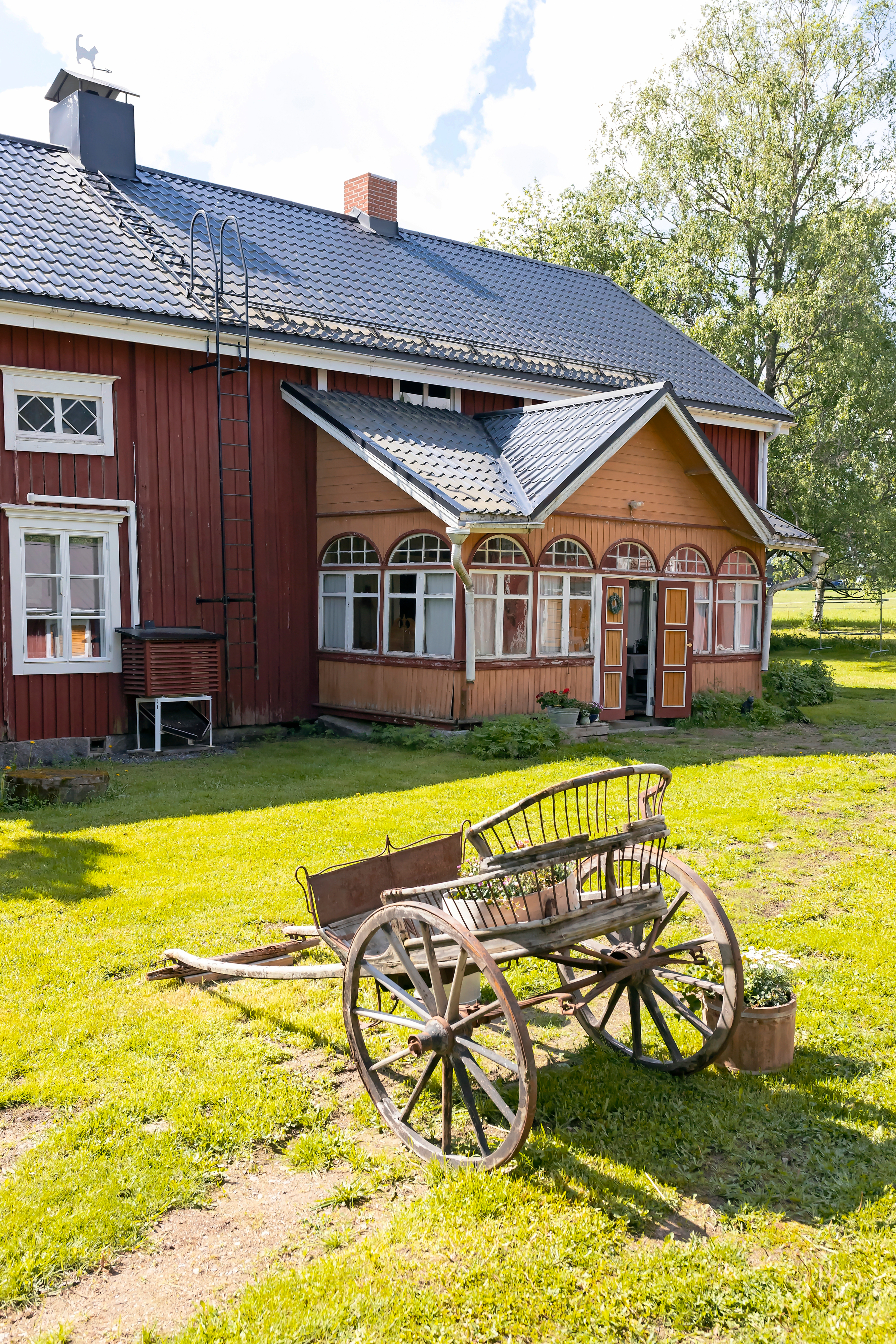 punainen pohjalaistalo